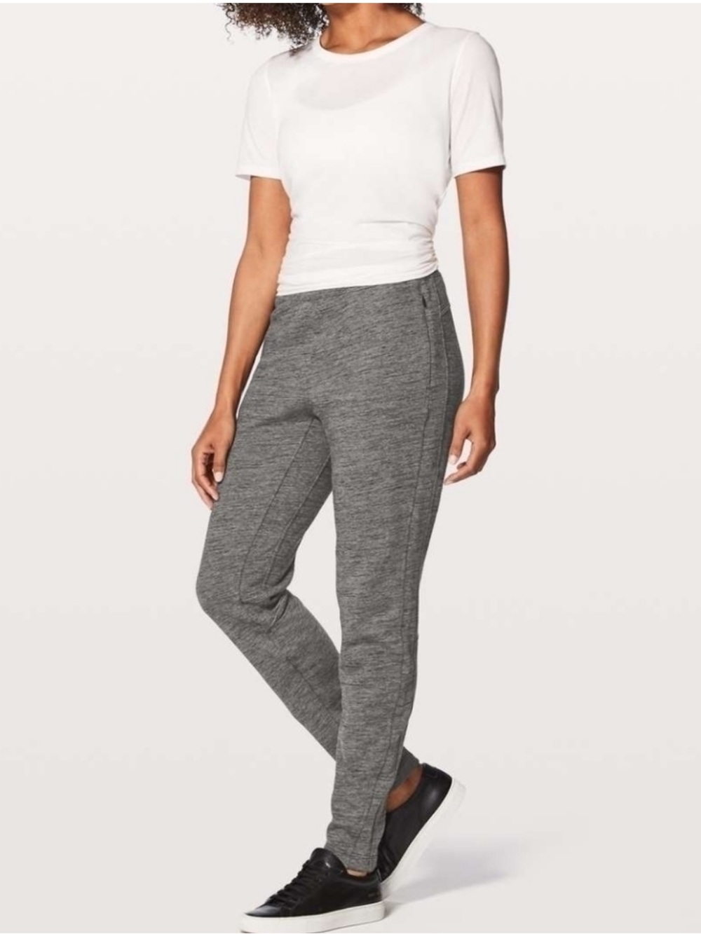 Lululemon Free to Roam Jogger Heather gray, size 8